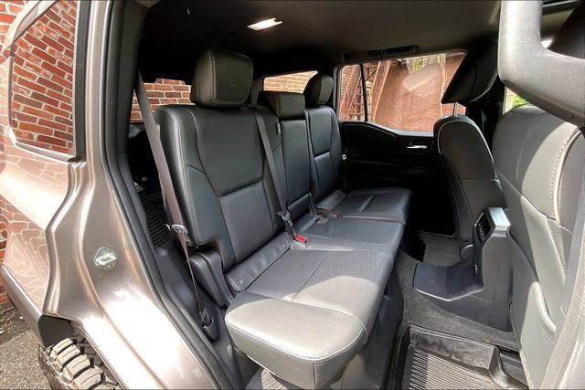 Used 2024 Toyota Land Cruiser AWD/4WD image 27
