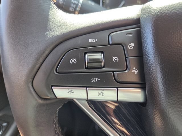 Used 2024 Cadillac XT6 Premium Luxury FWD image 30