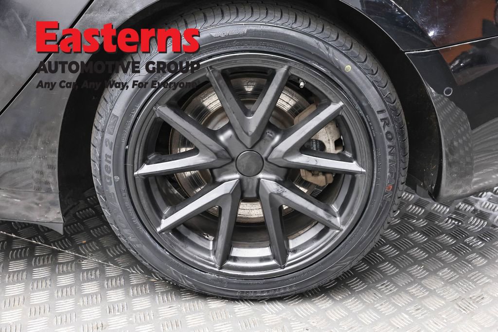 Used 2018 Tesla Model 3 Long Range image 8