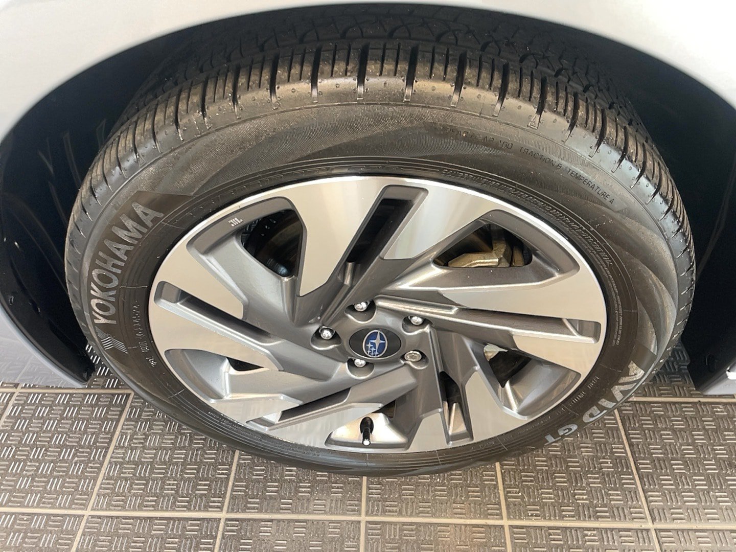 Used 2025 Subaru Legacy Limited AWD/4WD image 5