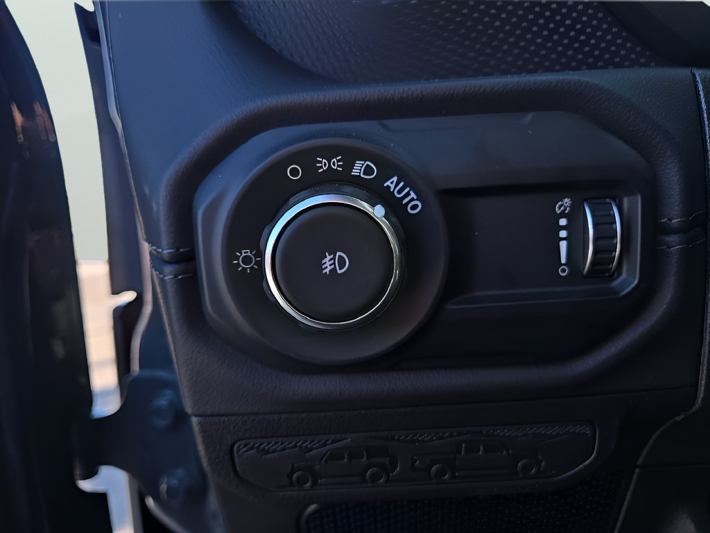 New 2025 Jeep Wrangler Unlimited Rubicon w/ Safety Group AWD/4WD image 41