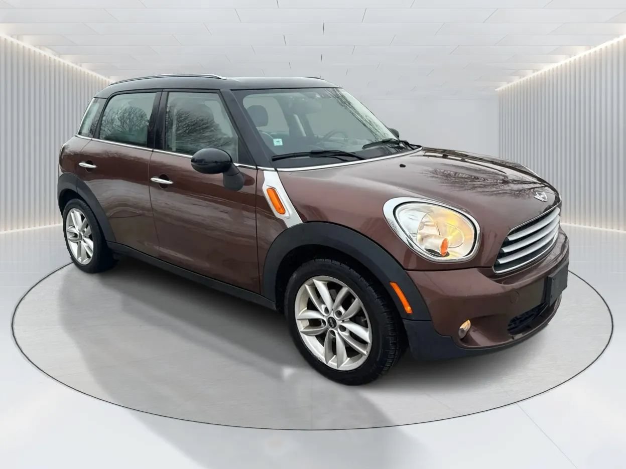 Used 2013 MINI Cooper Countryman FWD image 3