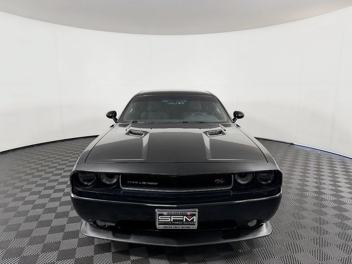 Used 2012 Dodge Challenger R/T RWD image 4