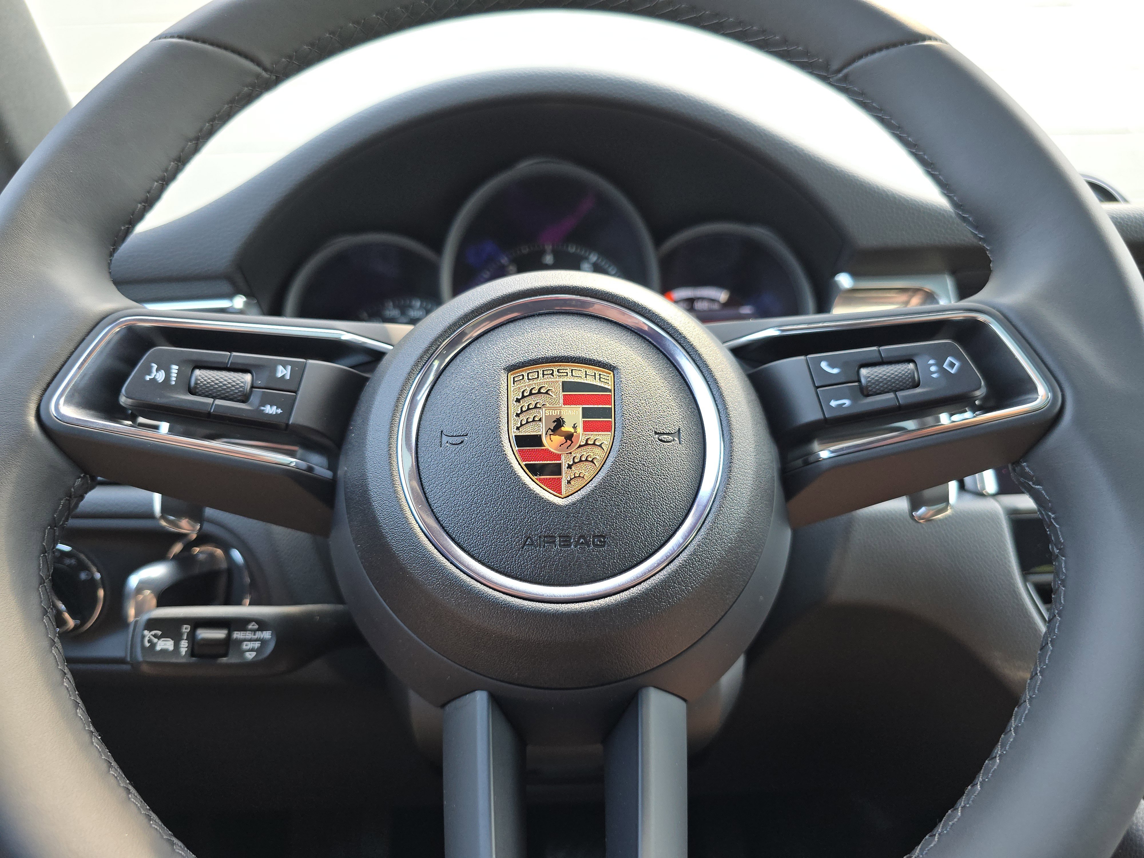 New 2025 Porsche Macan image 25