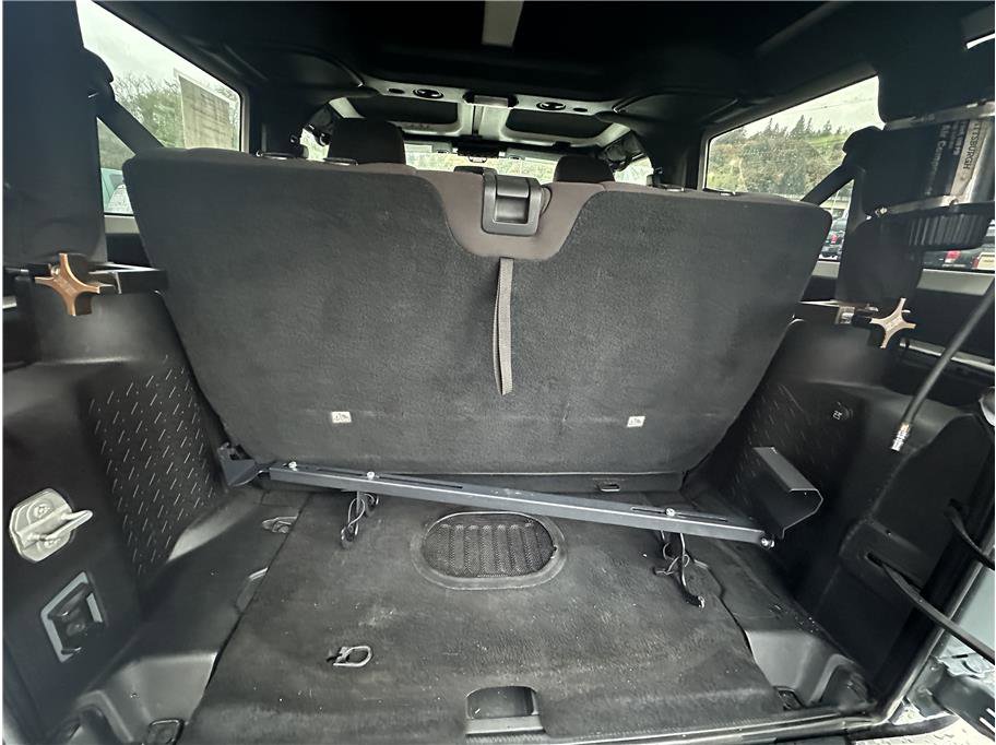 Used 2015 Jeep Wrangler Sport w/ Connectivity Group image 25