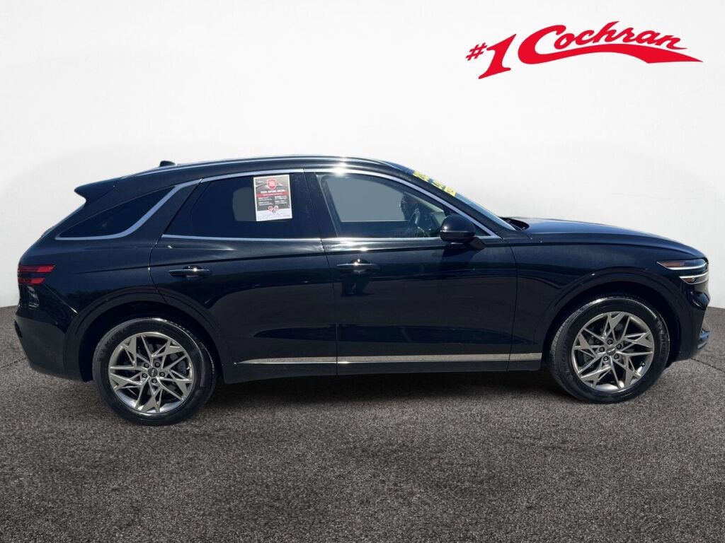 Used 2025 Genesis GV70 2.5T AWD/4WD image 6