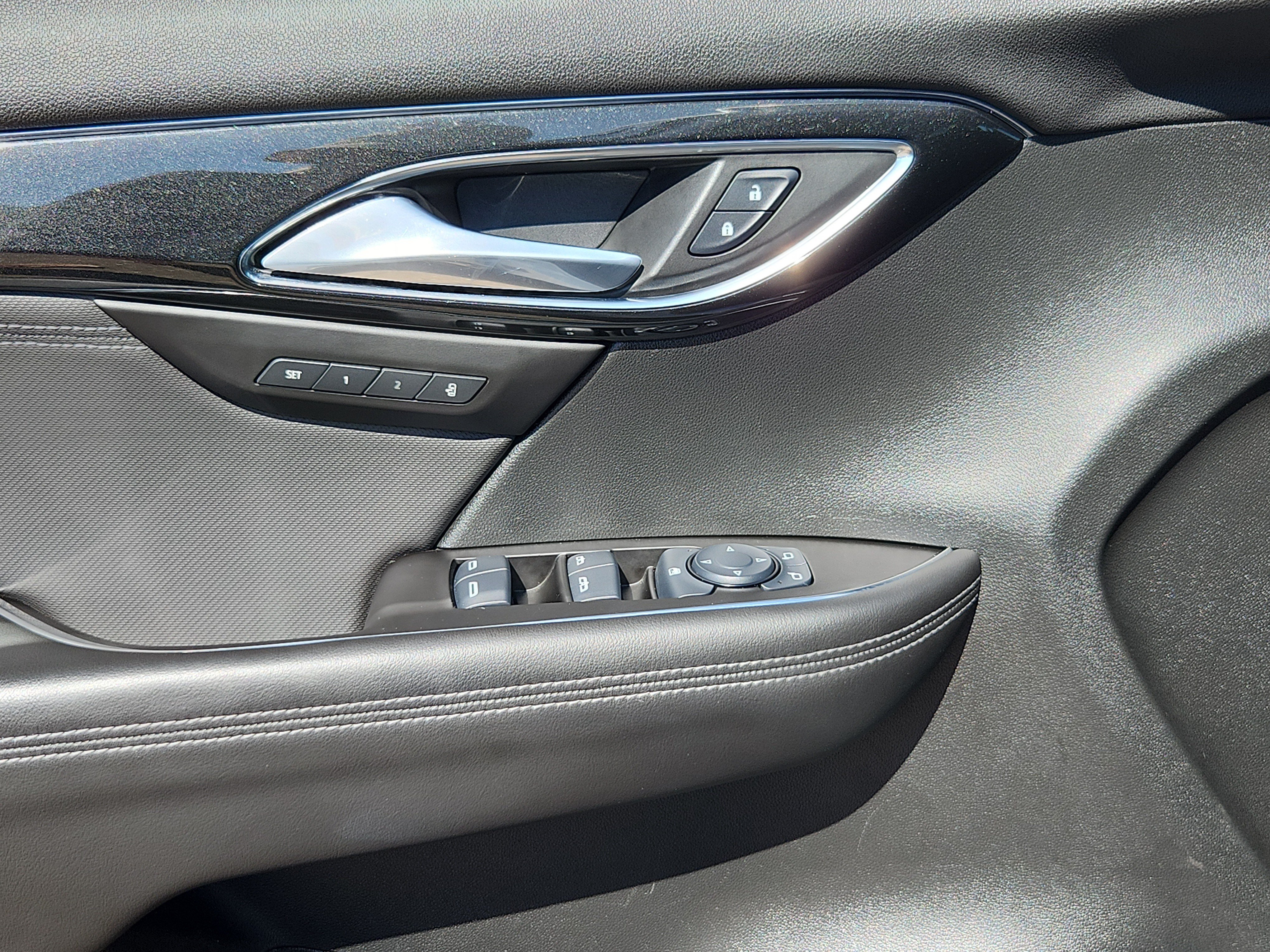 Used 2024 Buick Envision Preferred AWD/4WD image 8