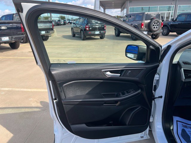 Used 2022 Ford Edge SE AWD/4WD image 10