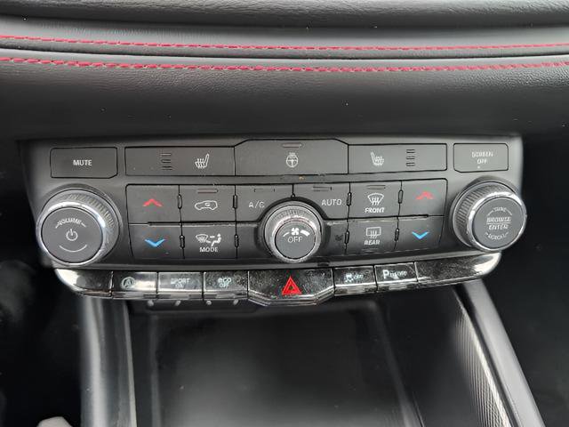 Used 2025 Dodge Durango GT AWD/4WD image 14