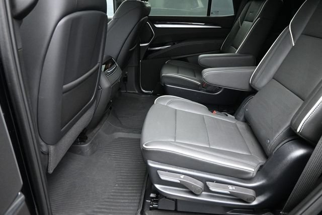 Certified 2025 Cadillac Escalade Premium Luxury w/ Touring Package AWD/4WD image 15
