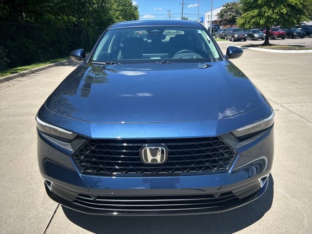 Used 2025 Honda Accord Touring image 8