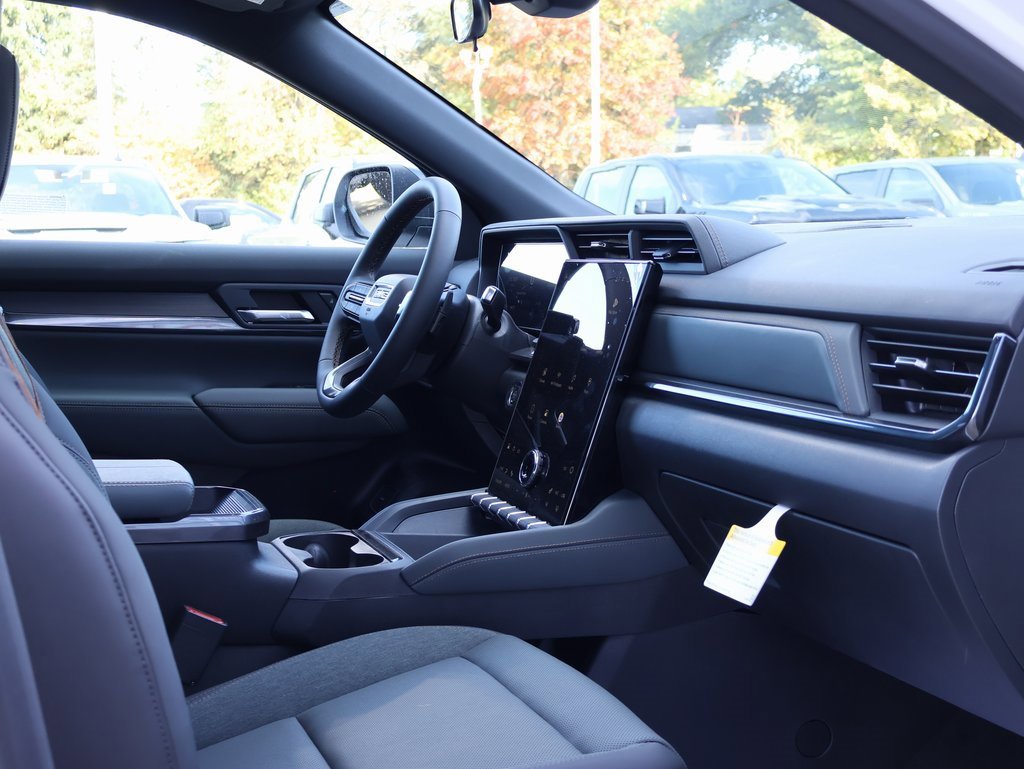 New 2026 GMC Terrain AT4 w/ LPO, Black Badging Package image 36