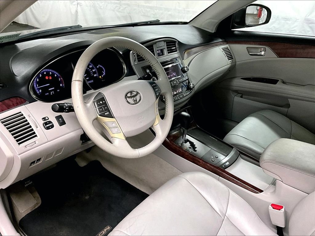 Used 2011 Toyota Avalon FWD image 8