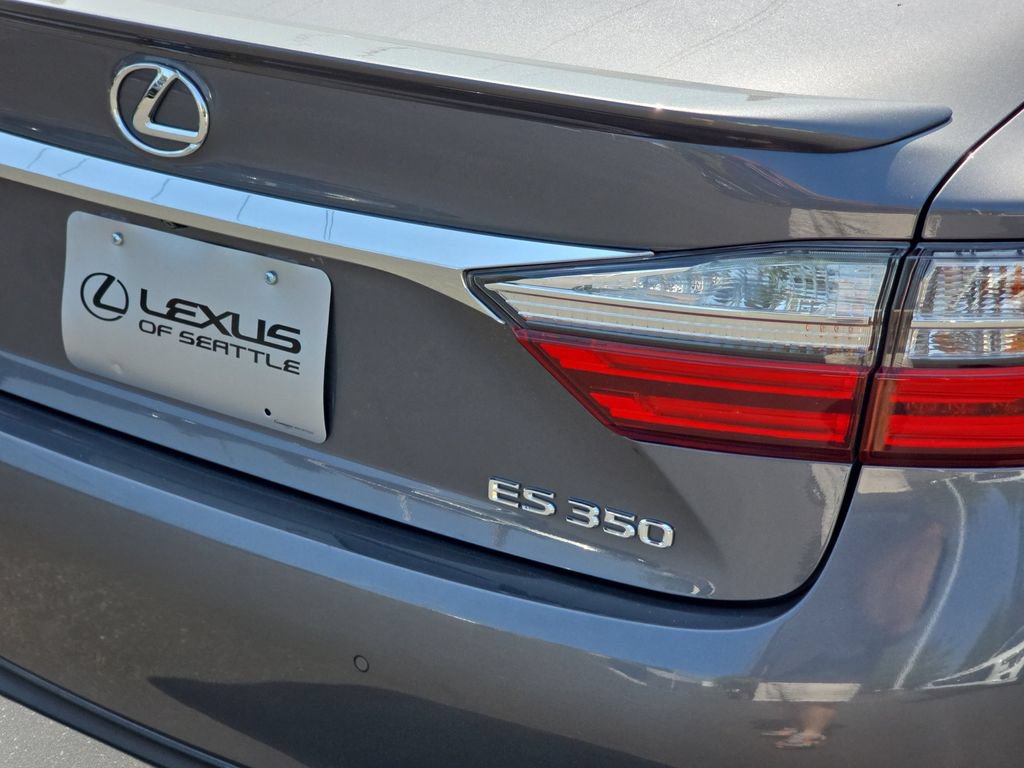 Used 2018 Lexus ES 350 w/ Luxury Package w/Wood Trim FWD image 13