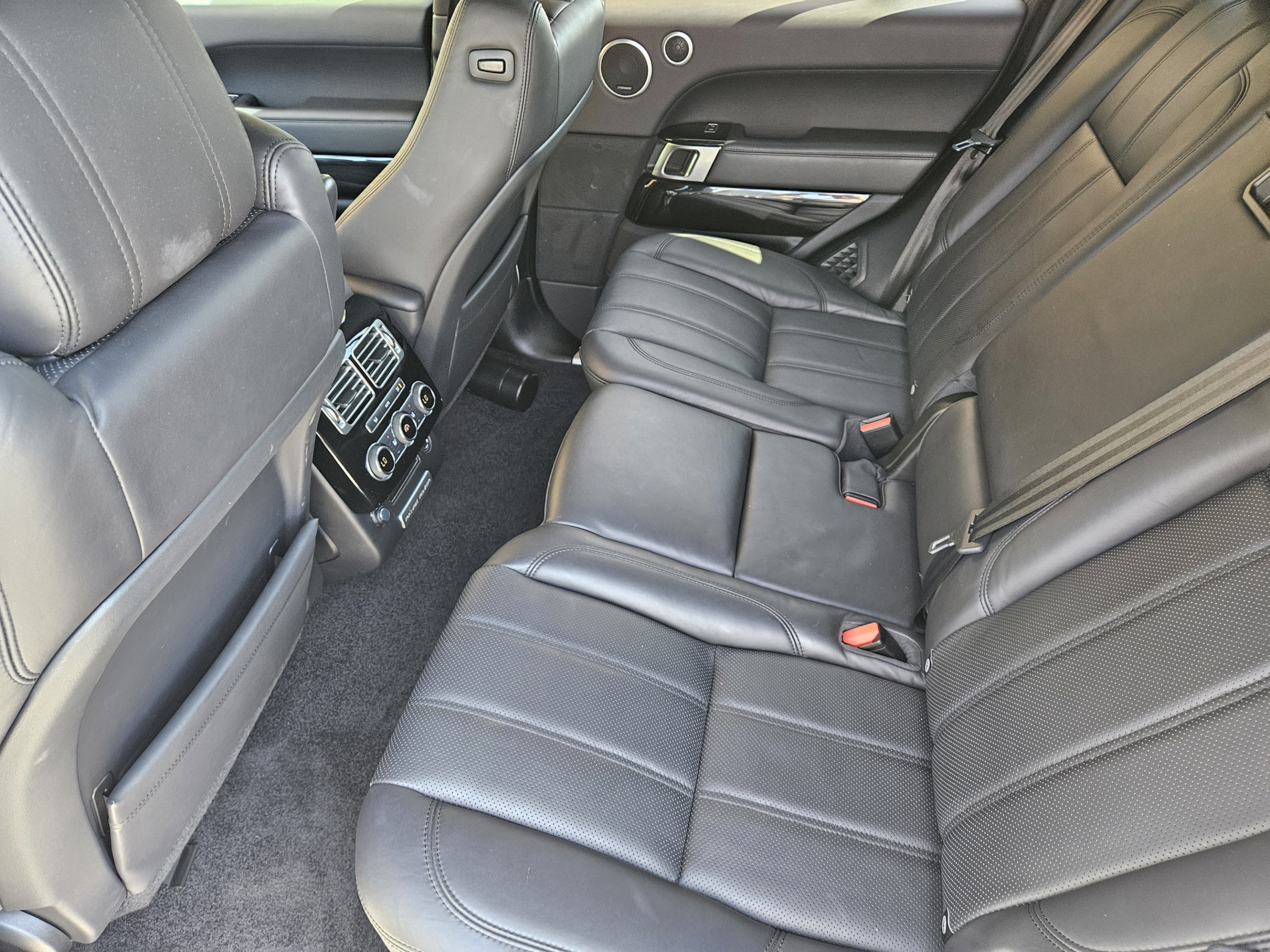 Used 2016 Land Rover Range Rover HSE AWD/4WD image 27