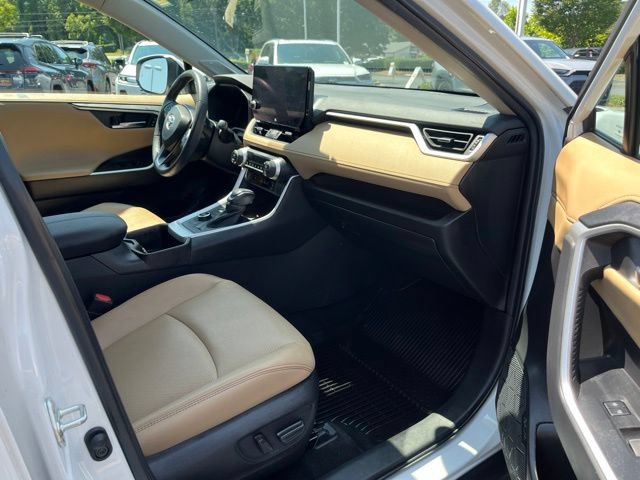 Used 2023 Toyota RAV4 Limited w/ Limited Grade Weather Package AWD/4WD image 20