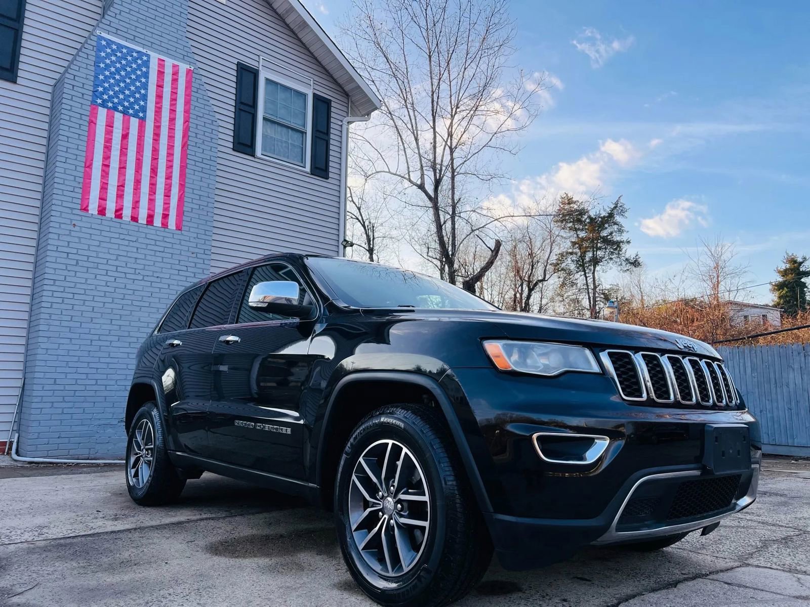 Used 2017 Jeep Grand Cherokee Limited RWD image 6