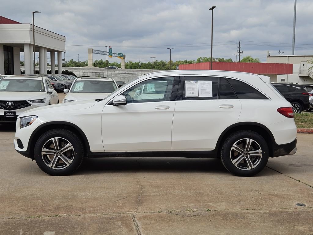 Used 2019 Mercedes-Benz GLC 300 4MATIC image 4