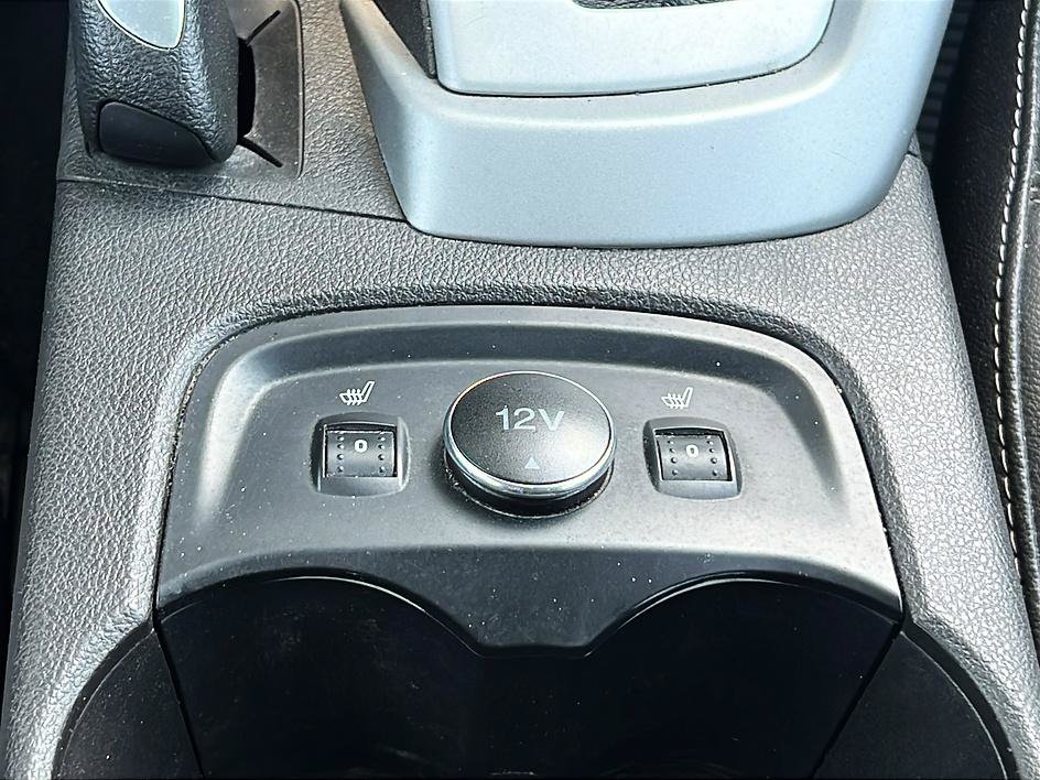 Used 2014 Ford Focus SE w/ Equipment Group 201A FWD image 16