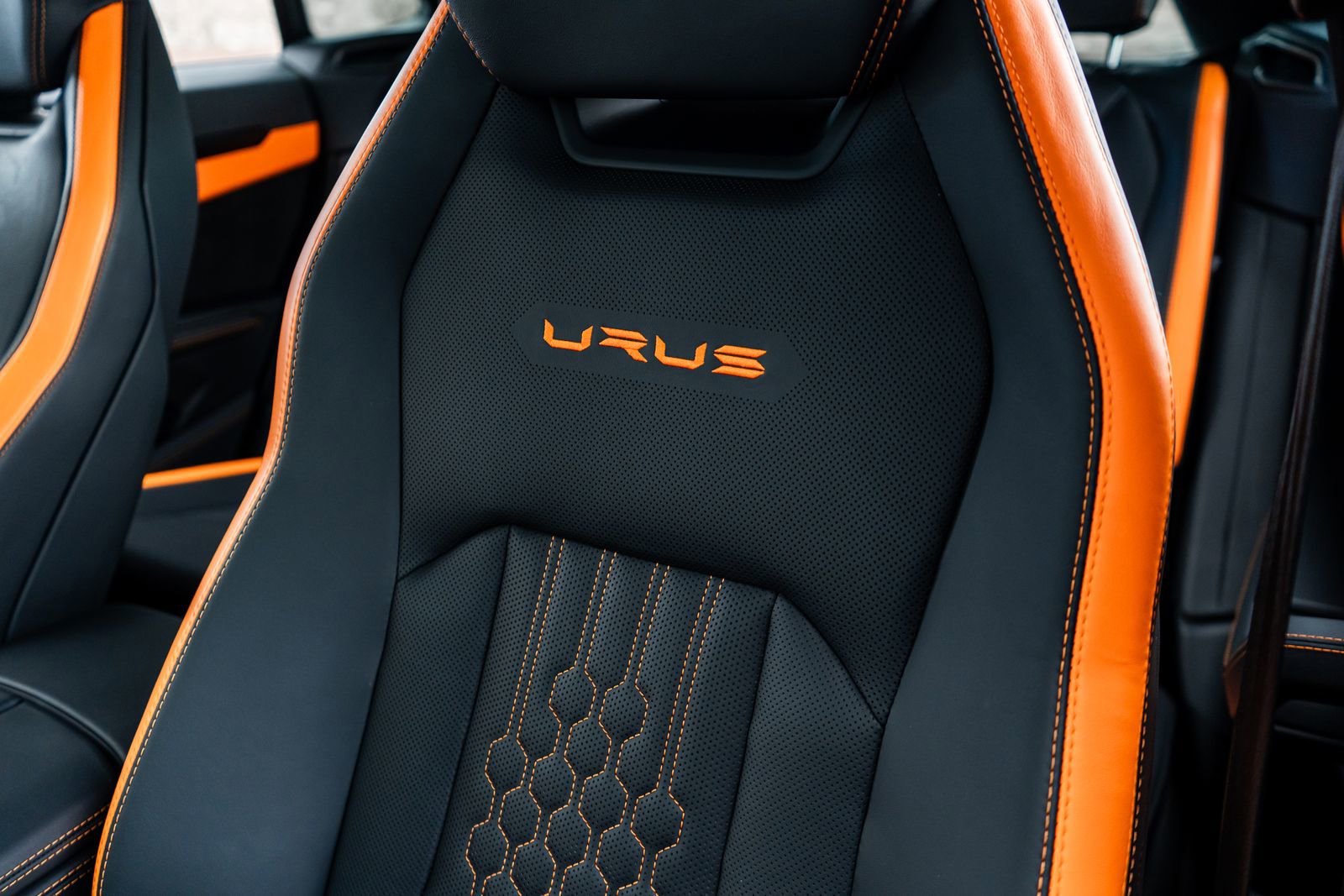 Used 2023 Lamborghini Urus S image 28