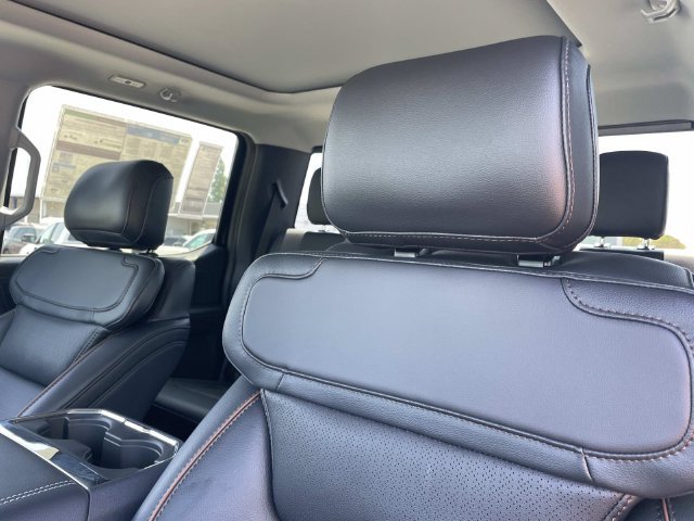 New 2026 Ford F350 Lariat w/ Black Appearance Package AWD/4WD image 32