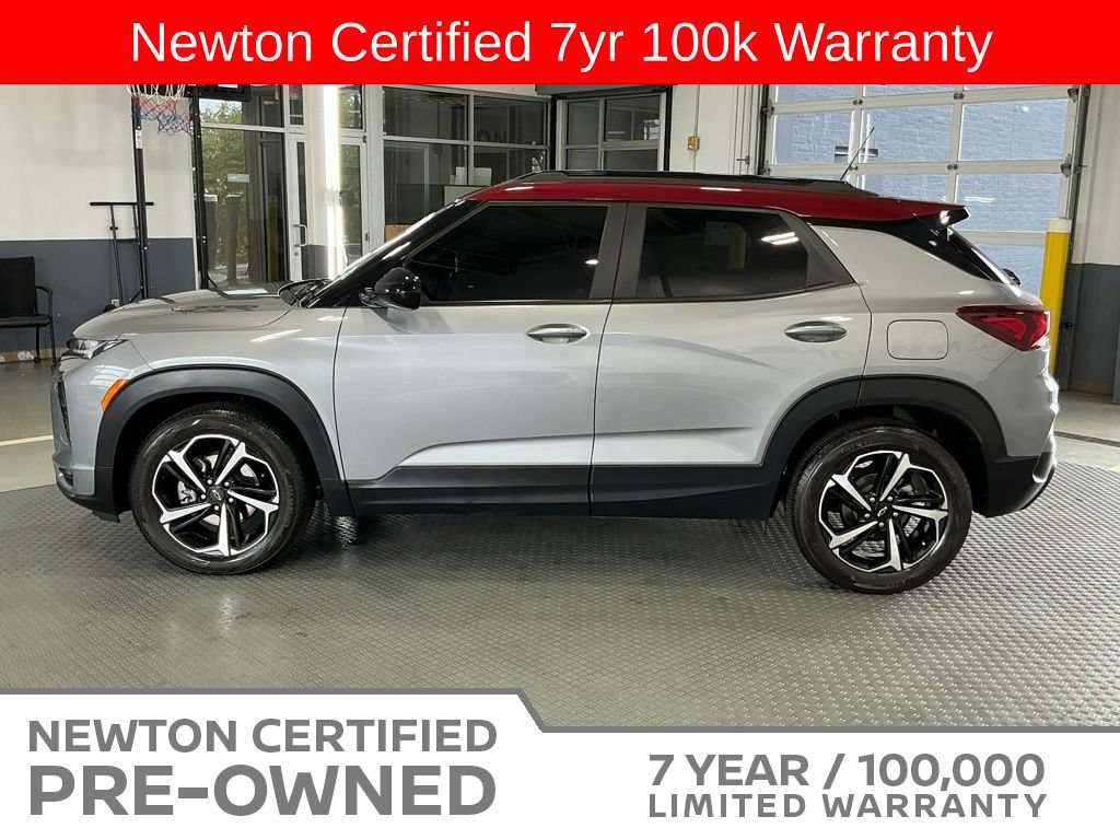 Used 2023 Chevrolet TrailBlazer RS w/ Sun and Liftgate Package FWD image 23