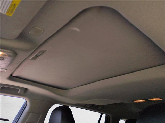 Used 2023 Toyota Highlander XLE FWD image 23
