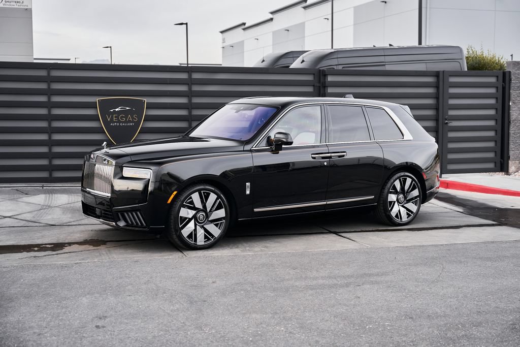 Used 2026 Rolls-Royce Cullinan AWD/4WD image 6