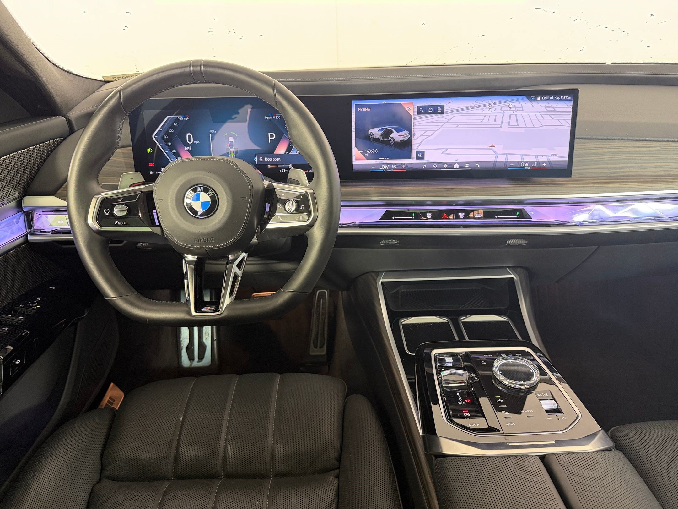 Certified 2024 BMW 760i xDrive w/ Executive Package AWD/4WD image 28