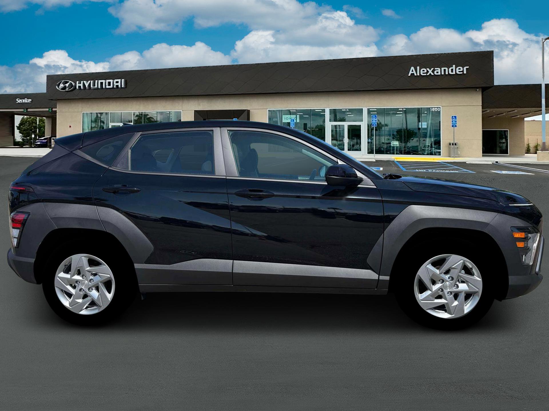 New 2026 Hyundai Kona SE FWD image 9