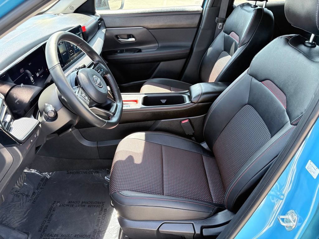 New 2026 Nissan Kicks SR FWD image 8