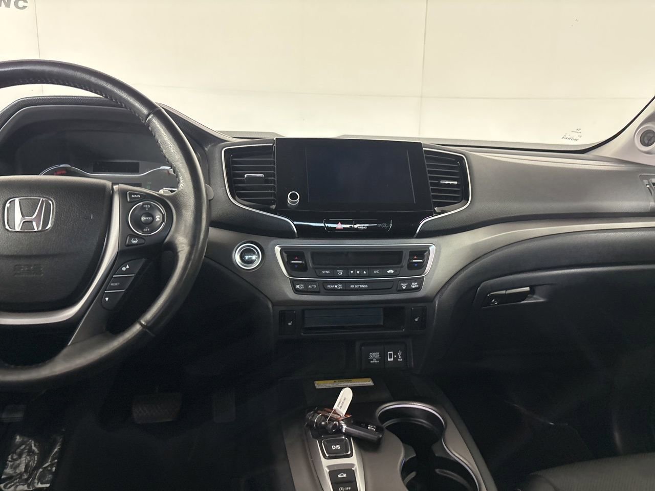 Used 2023 Honda Ridgeline RTL-E image 25