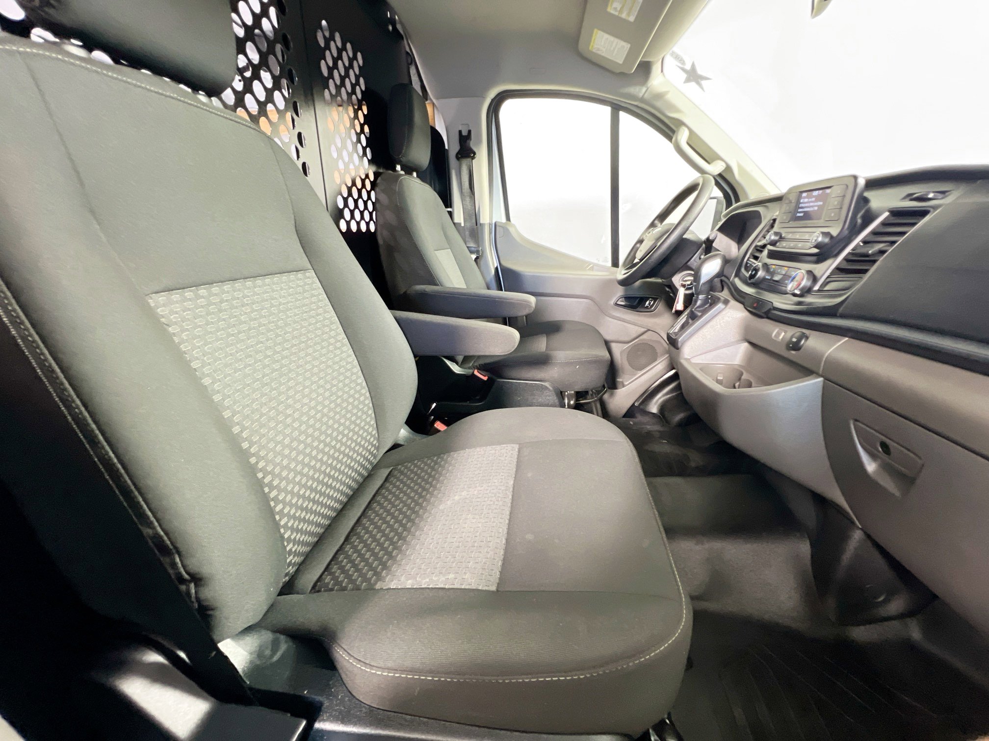 Used 2023 Ford Transit 250 Low Roof w/ Exterior Upgrade Package RWD image 29