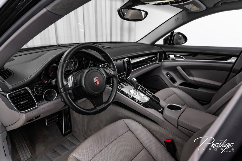Used 2010 Porsche Panamera S image 22
