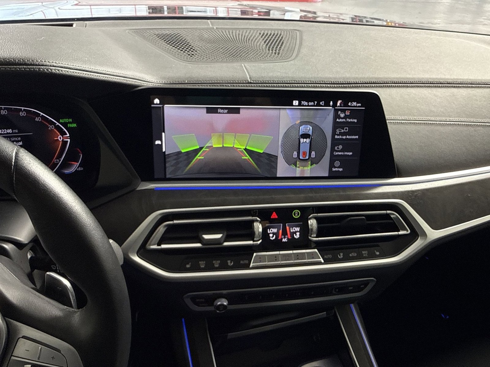 Used 2022 BMW X7 xDrive40i w/ Executive Package image 19