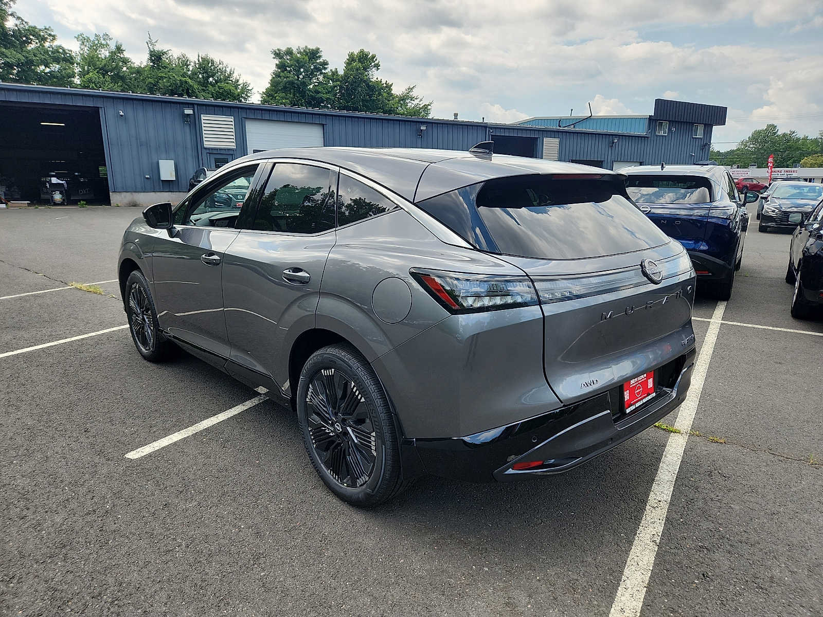 New 2026 Nissan Murano Platinum w/ Cargo Package AWD/4WD image 4
