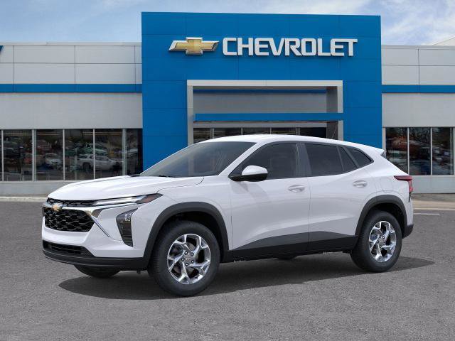 New 2026 Chevrolet Trax LS image 2