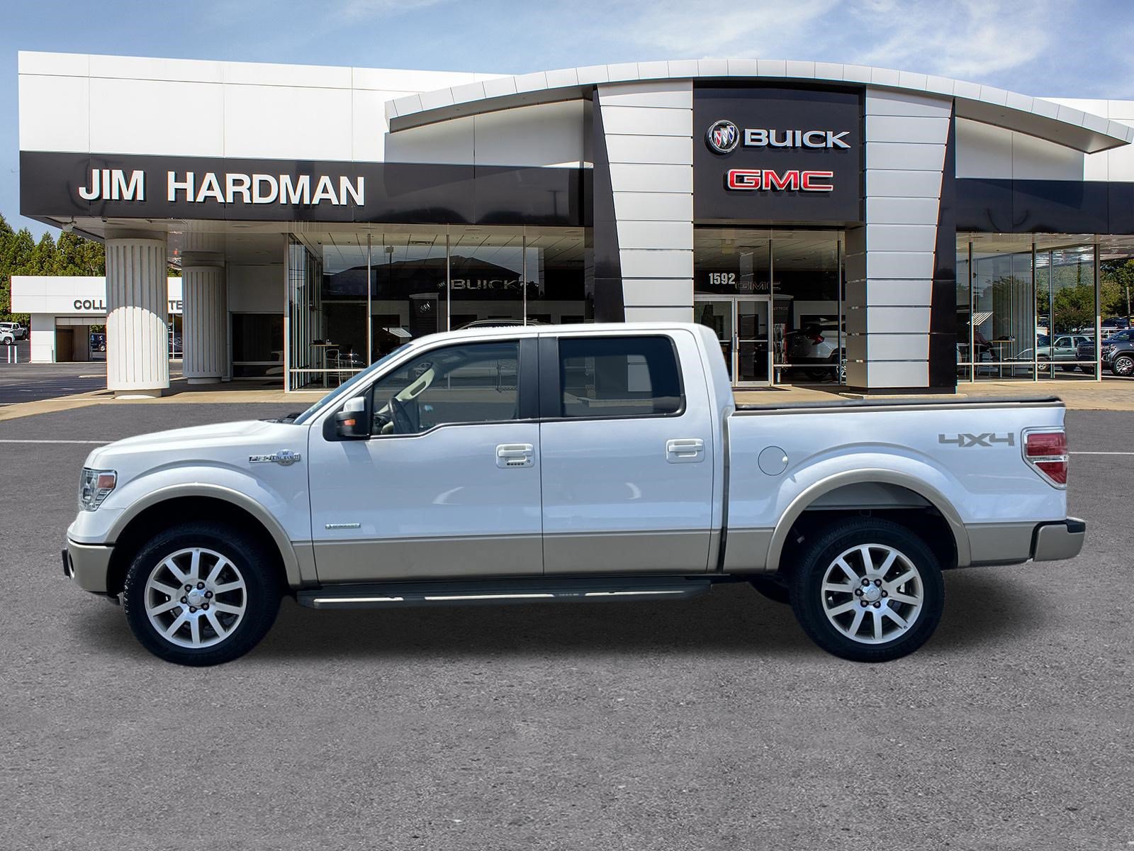 Used 2014 Ford F150 King Ranch w/ King Ranch Luxury Package AWD/4WD image 4