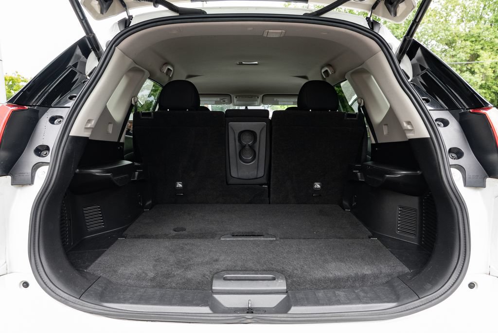 Used 2018 Nissan Rogue SV AWD/4WD image 8