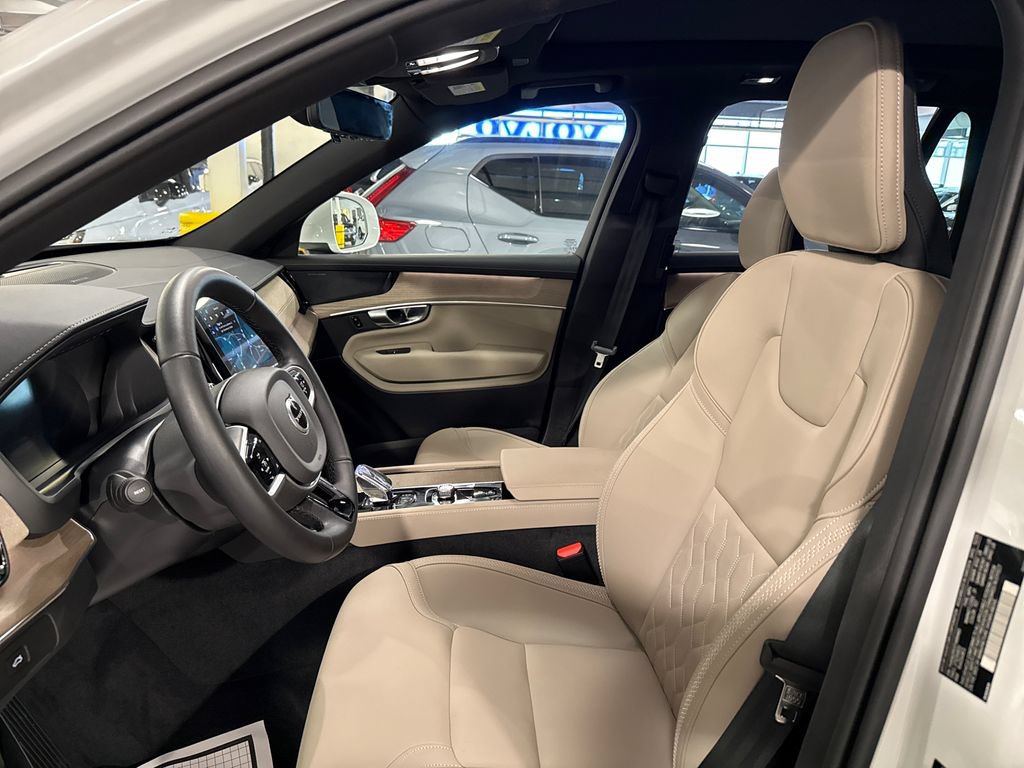 Used 2026 Volvo XC90 B6 Plus w/ Protection Package Premier AWD/4WD image 10