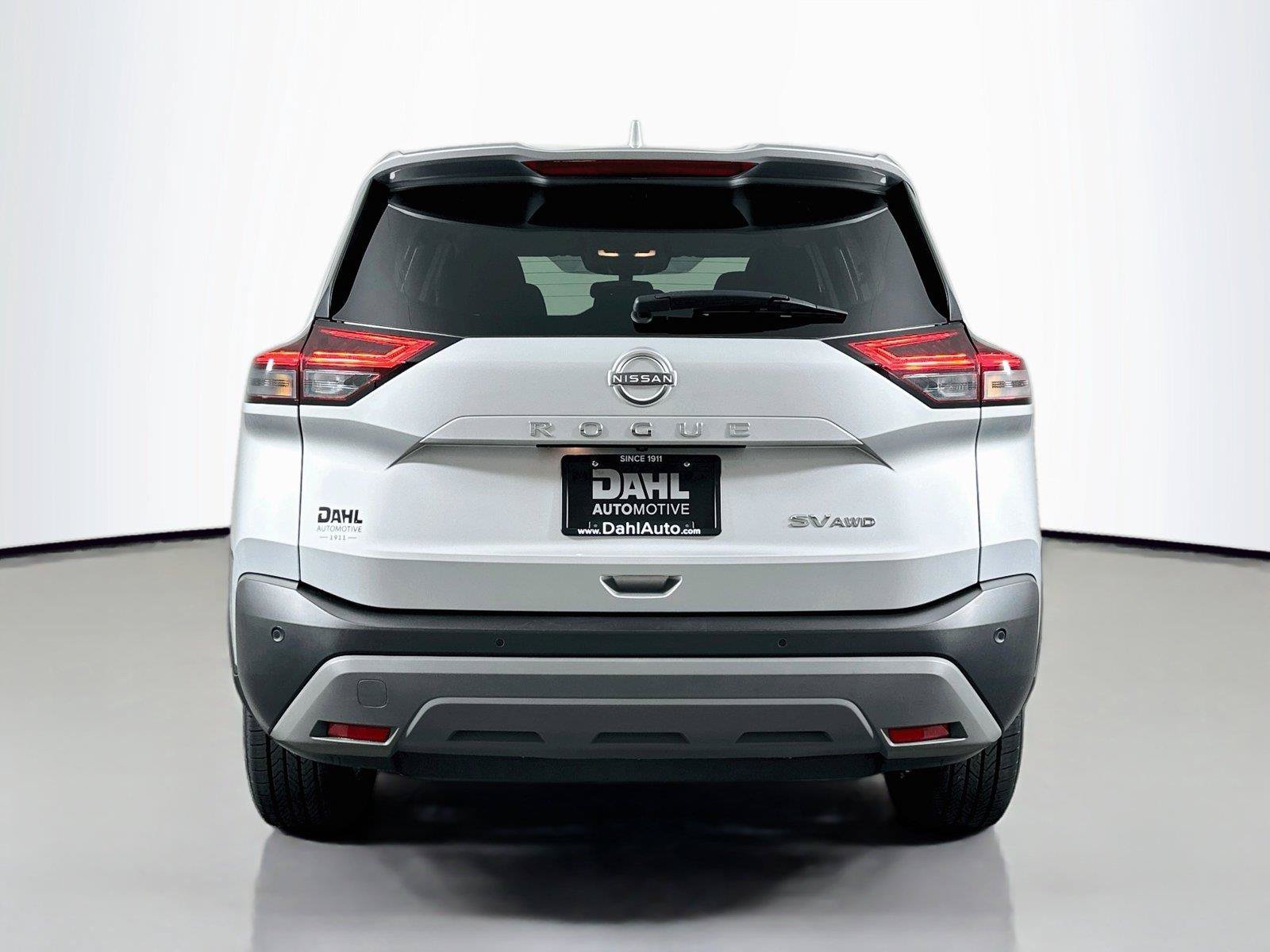 Used 2023 Nissan Rogue SV AWD/4WD image 12