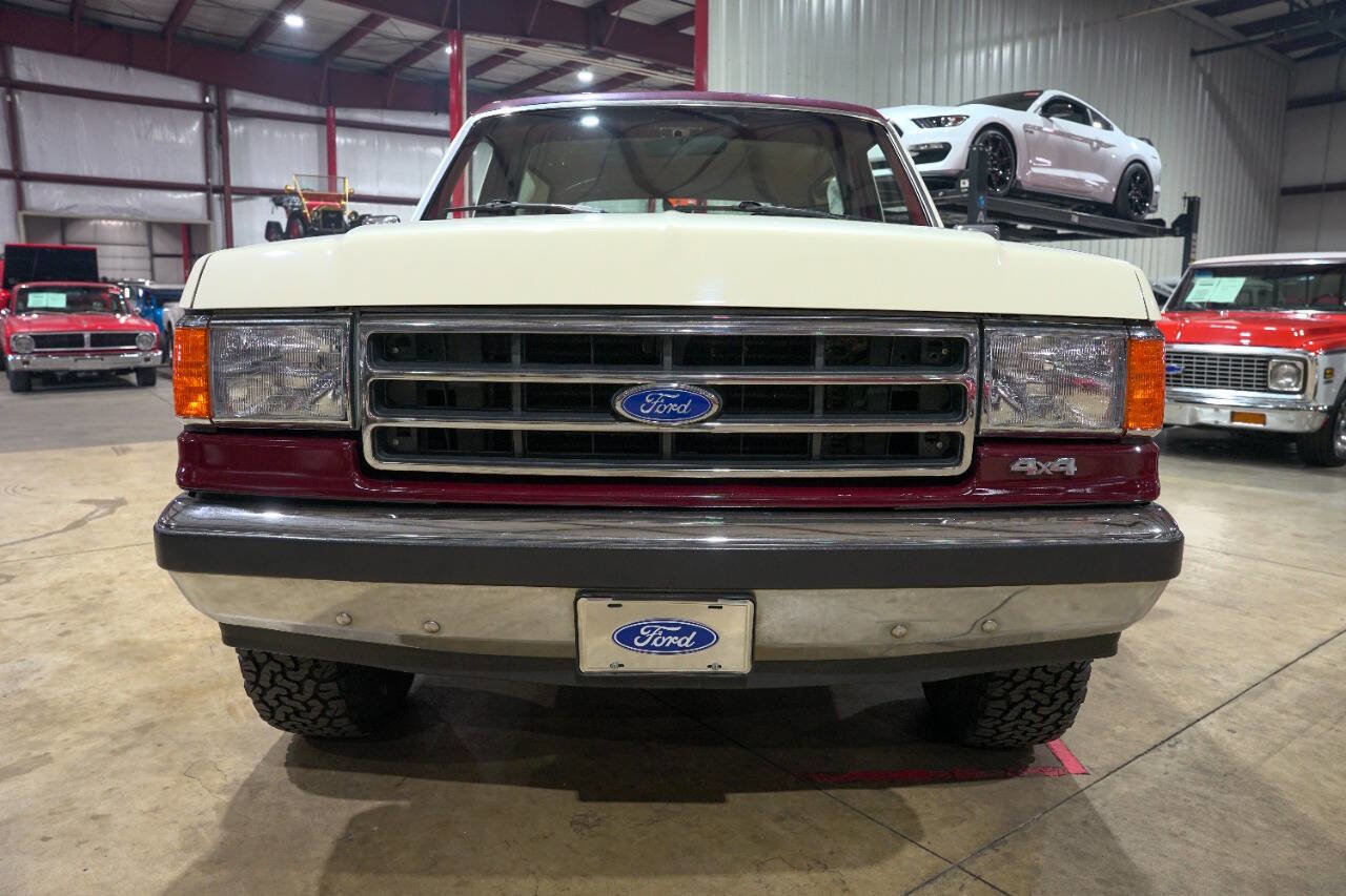 Used 1990 Ford Bronco XLT 2dr 4WD SUV image 24