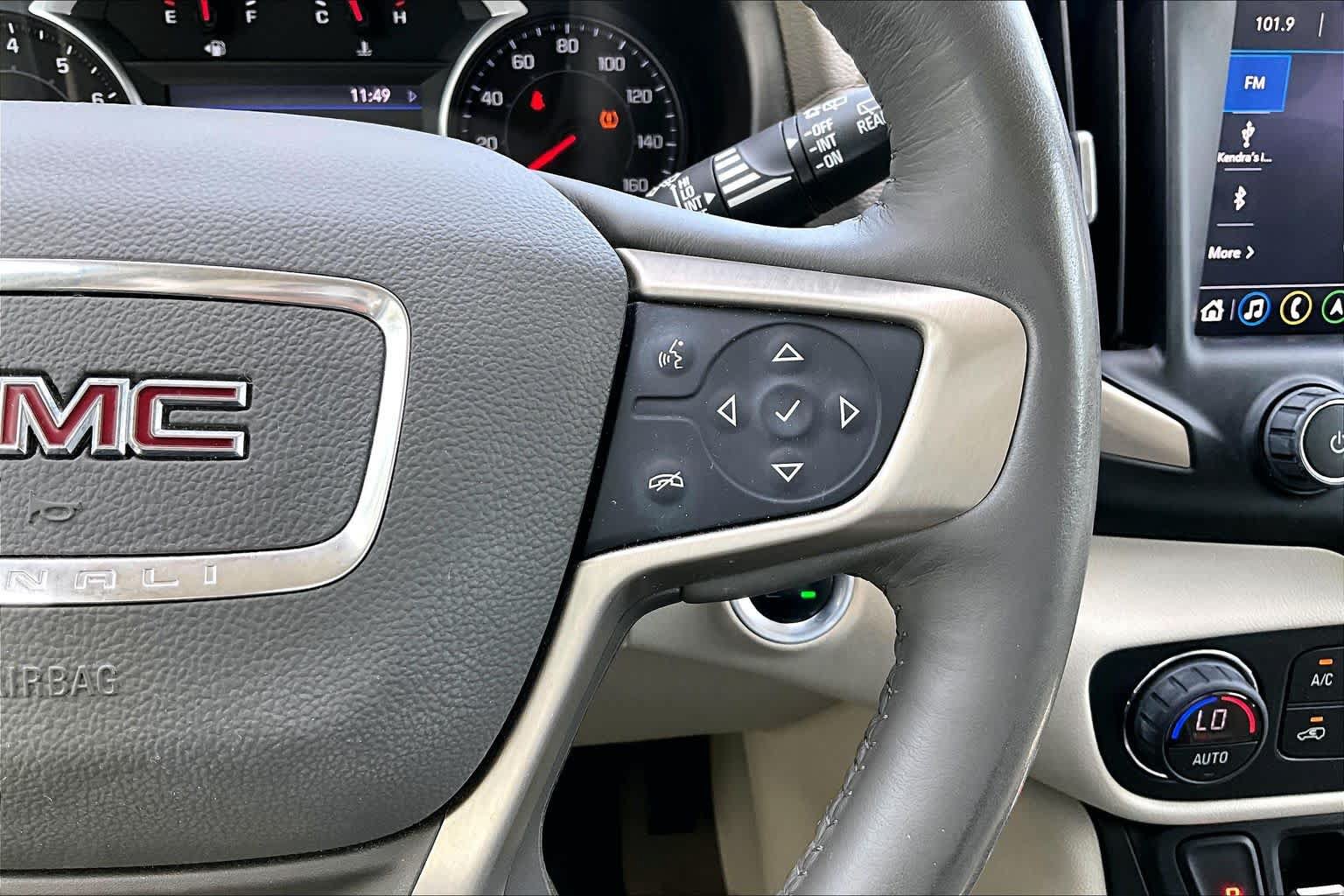 Used 2020 GMC Terrain Denali w/ Denali Premium Package FWD image 23