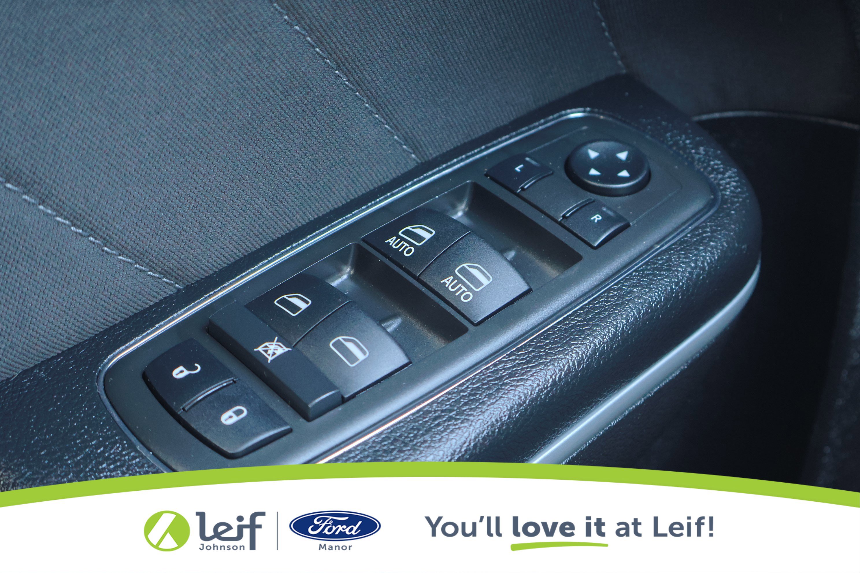 Used 2021 Dodge Charger SXT image 14