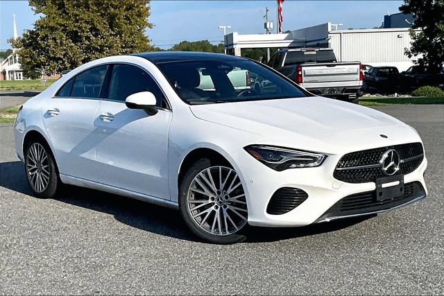 Used 2025 Mercedes-Benz CLA 250 image 2