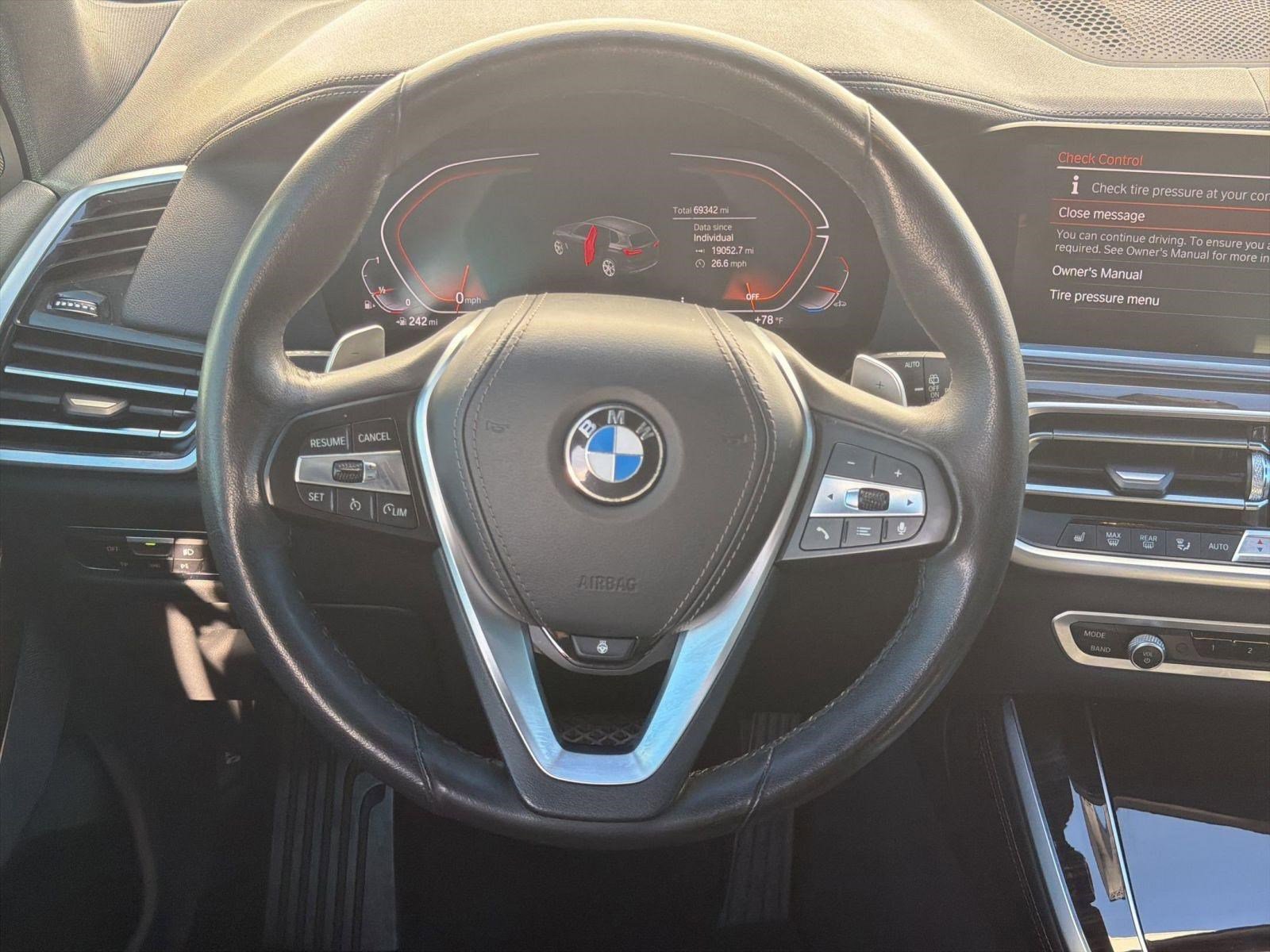Used 2023 BMW X5 xDrive40i AWD/4WD image 16