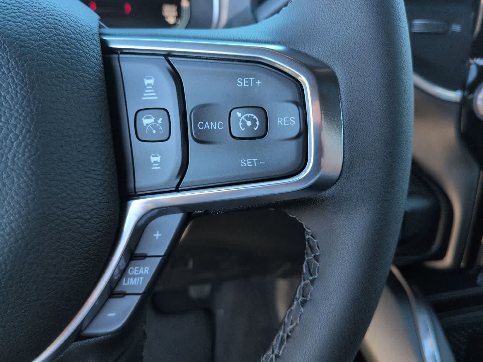 New 2026 RAM 2500 Laramie w/ Sport Appearance Package AWD/4WD image 14
