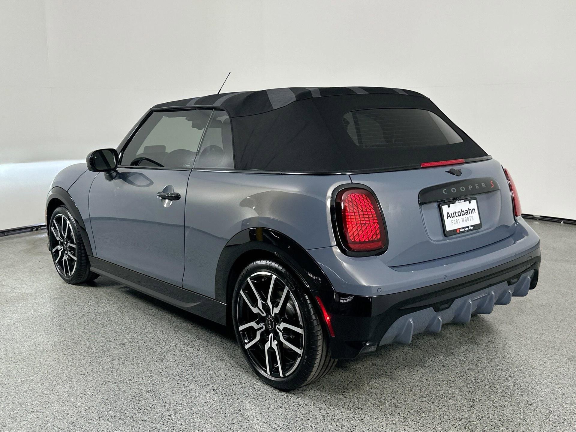 New 2026 MINI Cooper S image 7