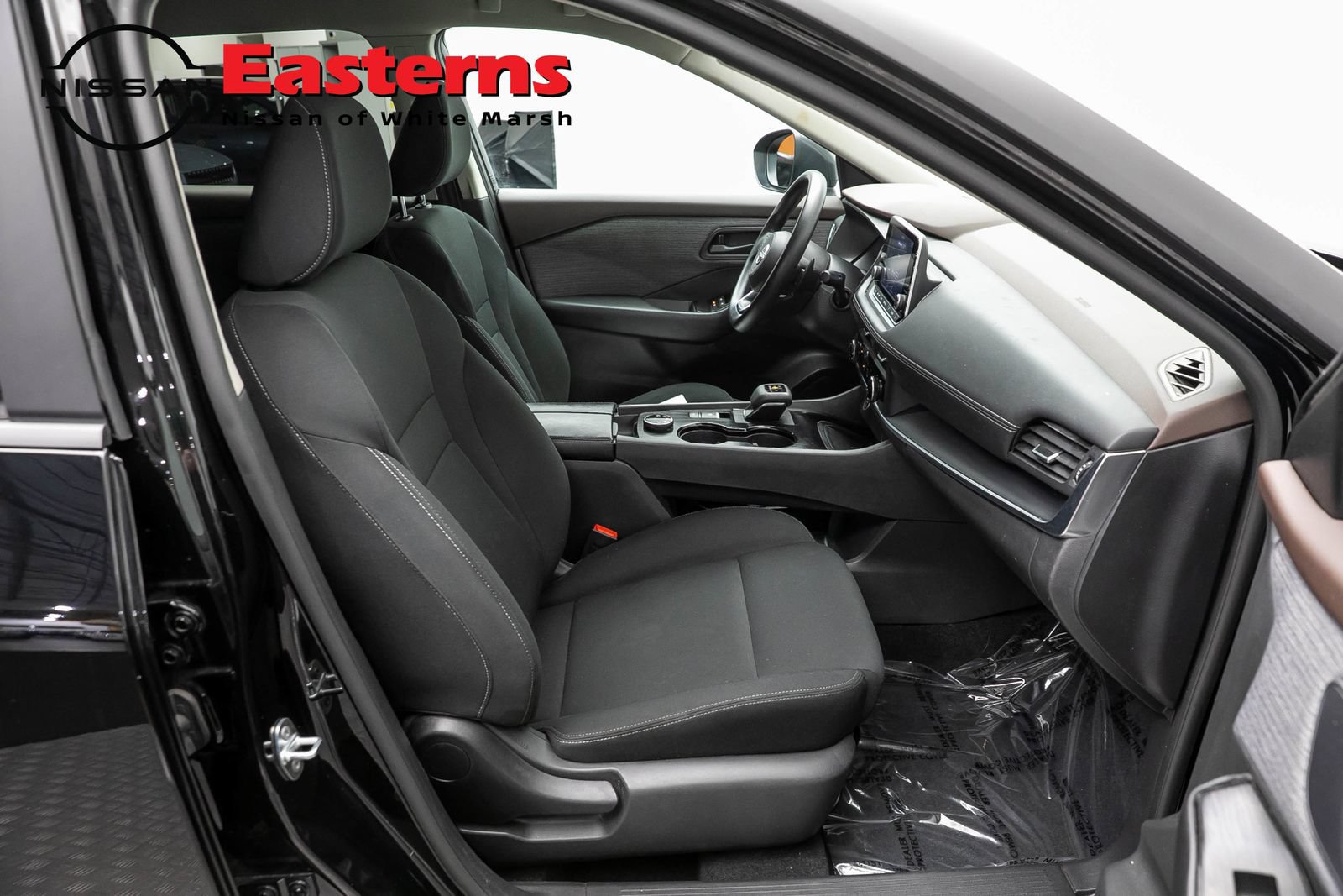 Used 2023 Nissan Rogue S AWD/4WD image 23