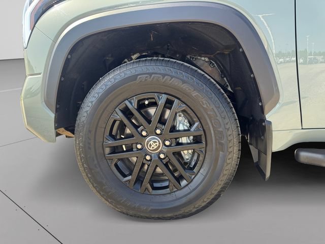 Certified 2026 Toyota Tundra SR5 AWD/4WD image 9